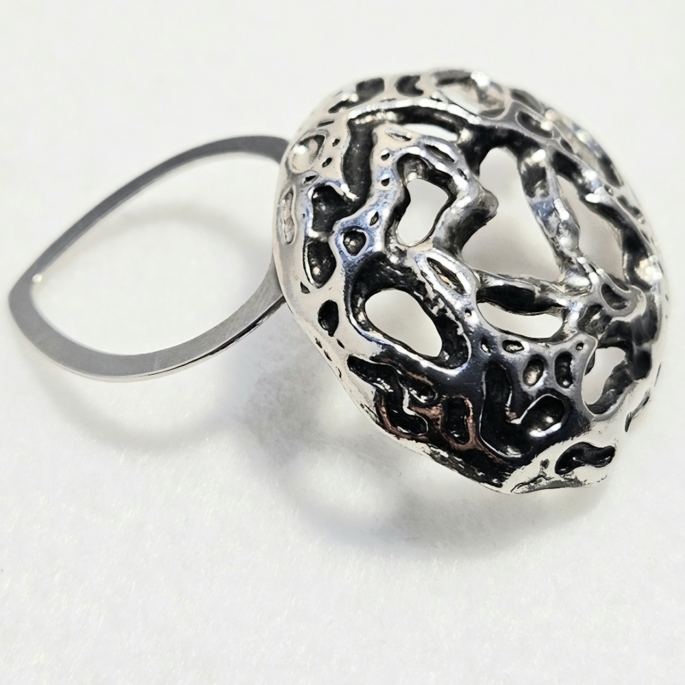 Vintage Signed Lieba USA Modernist Abstract Silver-Tone Scarf Clip